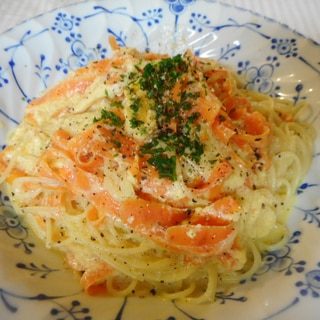 リボンにんじんのめんつゆ豆乳パスタ